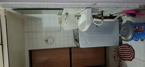 Bathroom in  Pg at Malad West – for Rent