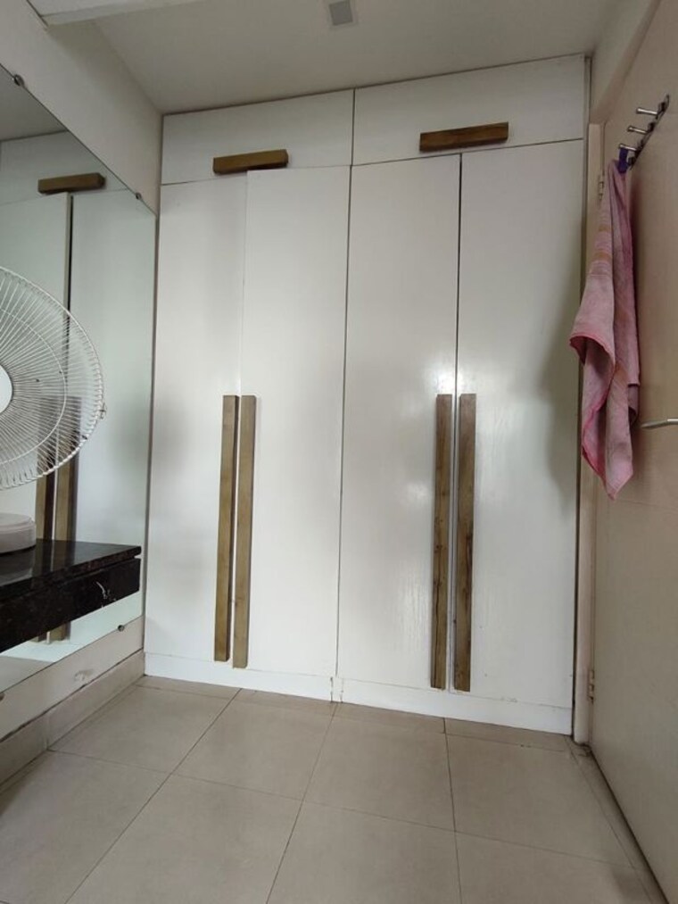 Bathroom, ss-linden 4 Bedroom 2700 Sq.Ft. Builder Floor In Sector 84 Gurgaon 10639222