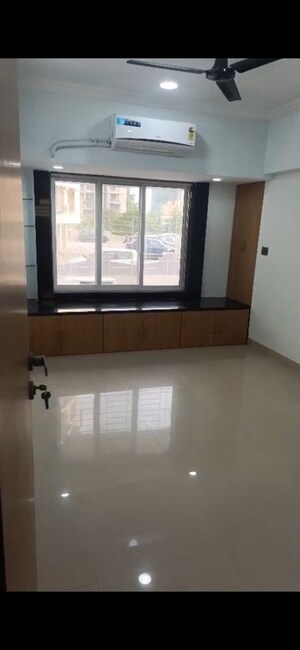 2 BHK Apartment For Rent in HDIL Dheeraj Diamond, Malad West
