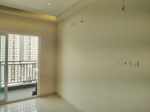 Room in 3 BHK Apartment at ASBL Spectra, Financial District – for Rent