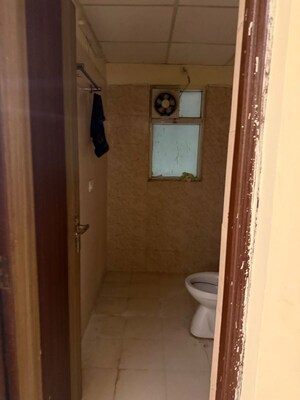 Bathroom in 4 BHK Apartment at Fusion Homes, Tech Zone 4 Greater Noida – for Rent