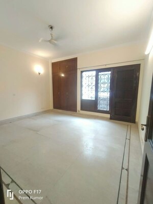 Room in 4 BHK Builder Floor at Greater Kailash – for Rent
