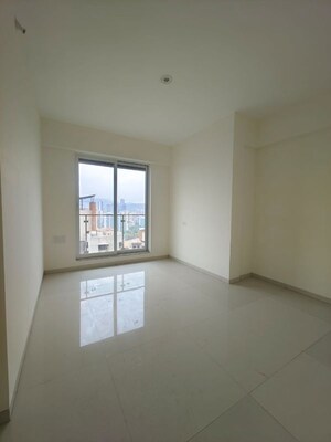 Room in 3 BHK Apartment at Lodha High End, Kapur Bawdi – for Rent