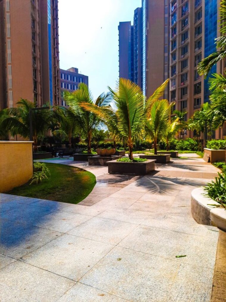 Garden, gurukrupa-marina-enclave 1 Bedroom 600 Sq.Ft. Apartment In Malad West Mumbai 10639314