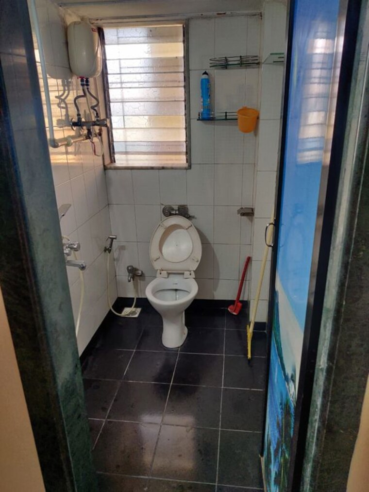 Bathroom, raheja-interface-heights 2 Bedroom 900 Sq.Ft. Apartment In Malad West Mumbai 10639324