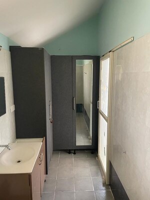 Bathroom in 4 BHK Villa at 3G Homes Crimson, Kadugodi – for Rent