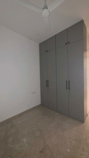 Room in 3 BHK Apartment at Adani Ten BKC, Bandra East – for Rent