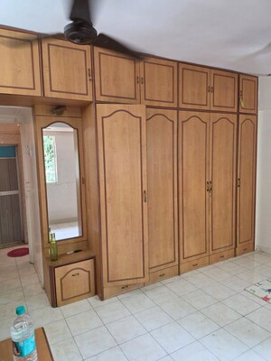 Room in 2 BHK Apartment at Damodar Park Apartment, Ghatkopar West – for Rent
