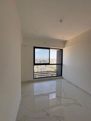 Room in 2 BHK Apartment at Worli – for Rent