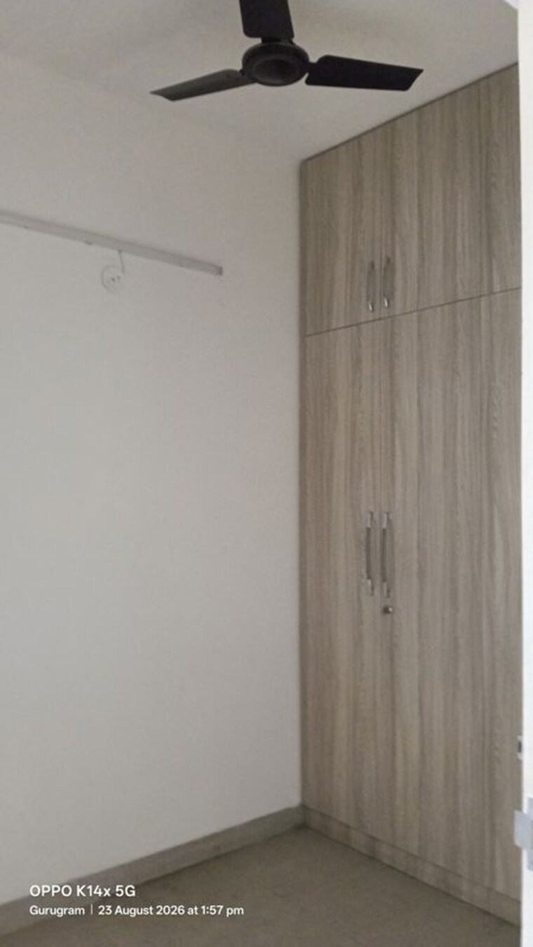 undefined, emaar-emerald-estate 2 Bedroom 920 Sq.Ft. Apartment In Sector 65 Gurgaon 10639346
