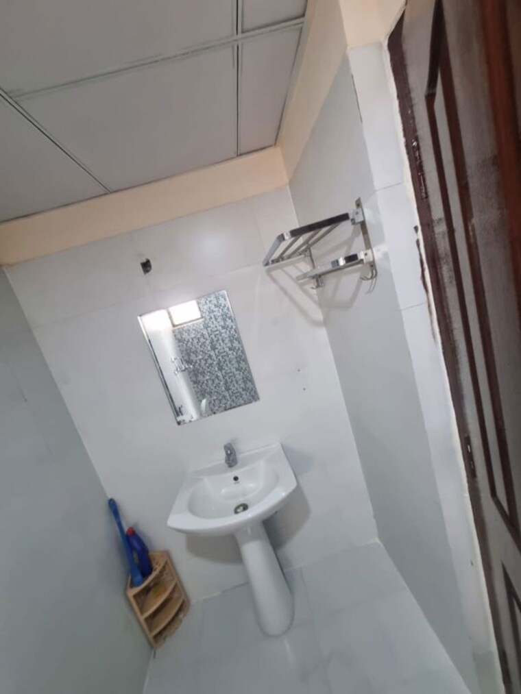 Bathroom, km-residency 2 Bedroom 1040 Sq.Ft. Apartment In Raj Nagar Extension Ghaziabad 10639349