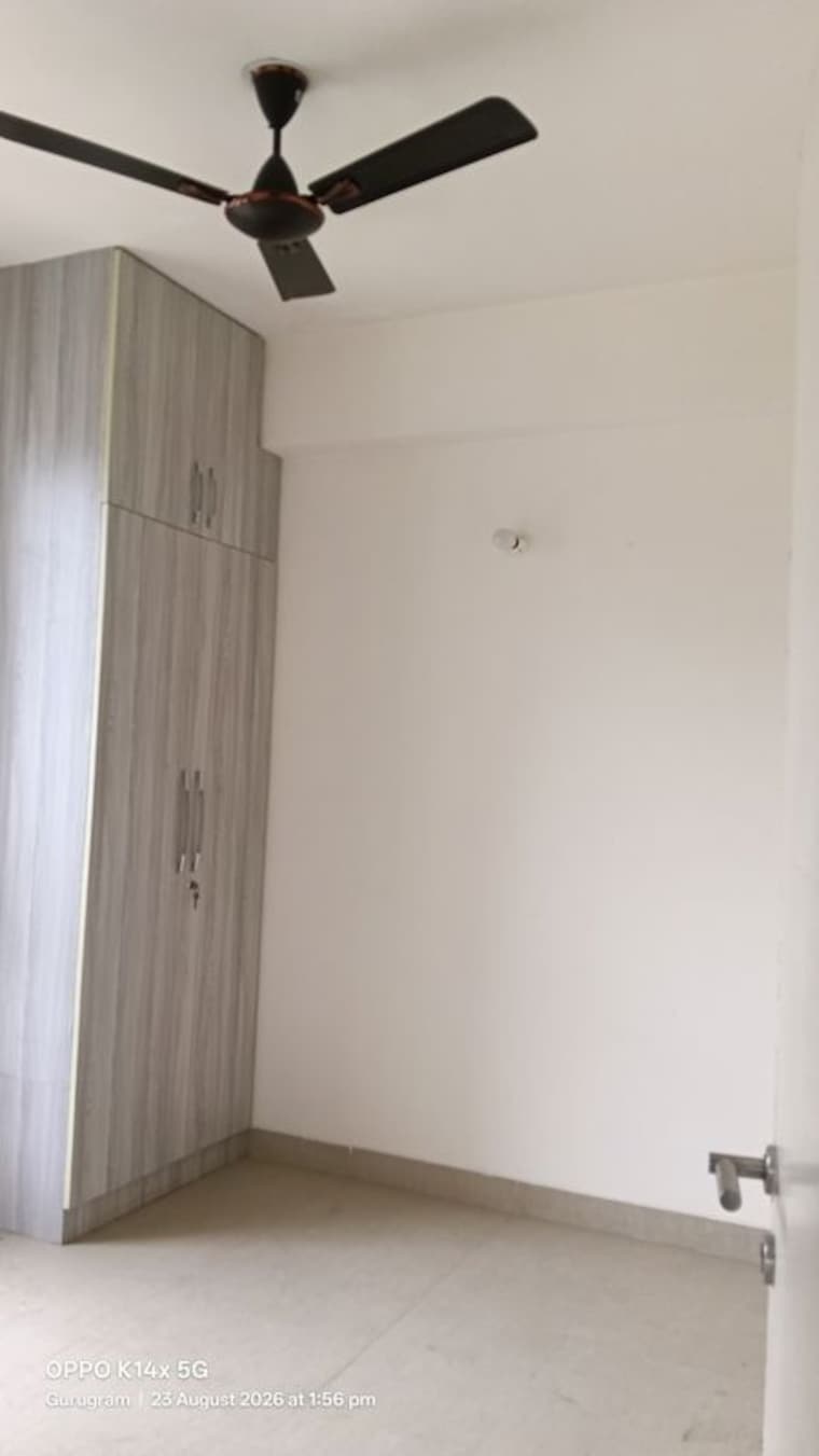 Room, emaar-emerald-estate 3 Bedroom 1235 Sq.Ft. Apartment In Sector 65 Gurgaon 10639353