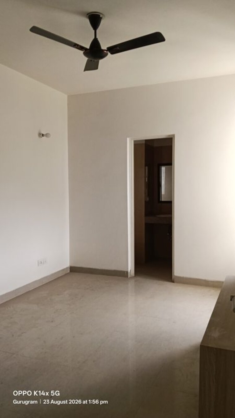 Room, emaar-emerald-estate 3 Bedroom 1235 Sq.Ft. Apartment In Sector 65 Gurgaon 10639353