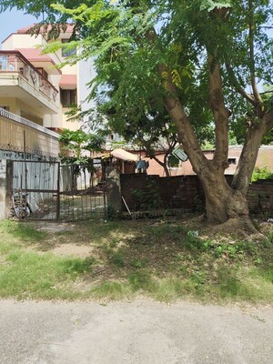  Plot For Sale in Eta I Greater Noida