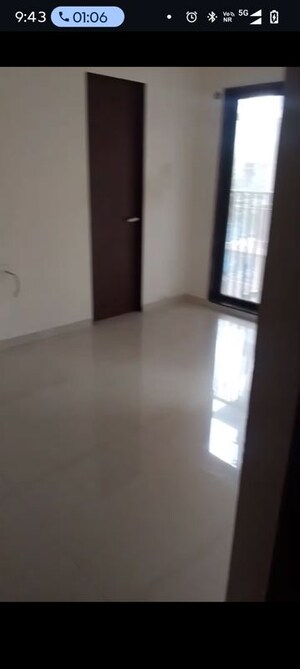 Room in 1 BHK Apartment at Pant Nagar – for Rent