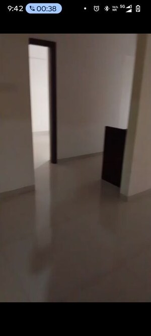 Room in 1 BHK Apartment at Pant Nagar – for Rent
