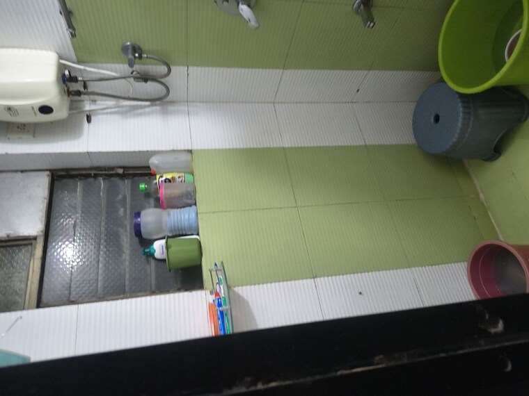 Bathroom, reliable-gulraj-tower 1 Bedroom 450 Sq.Ft. Apartment In Kurla Mumbai 10639381