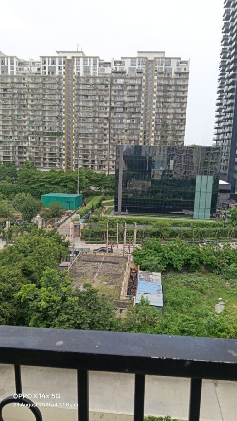 Garden, emaar-emerald-estate 3 Bedroom 1272 Sq.Ft. Apartment In Sector 65 Gurgaon 10639380