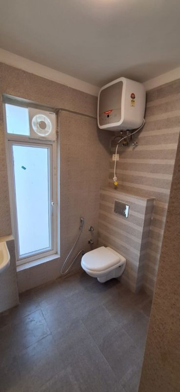 Bathroom, anant-raj-ashok-estate 3 Bedroom 2400 Sq.Ft. Builder Floor In Sector 63a Gurgaon 10639382