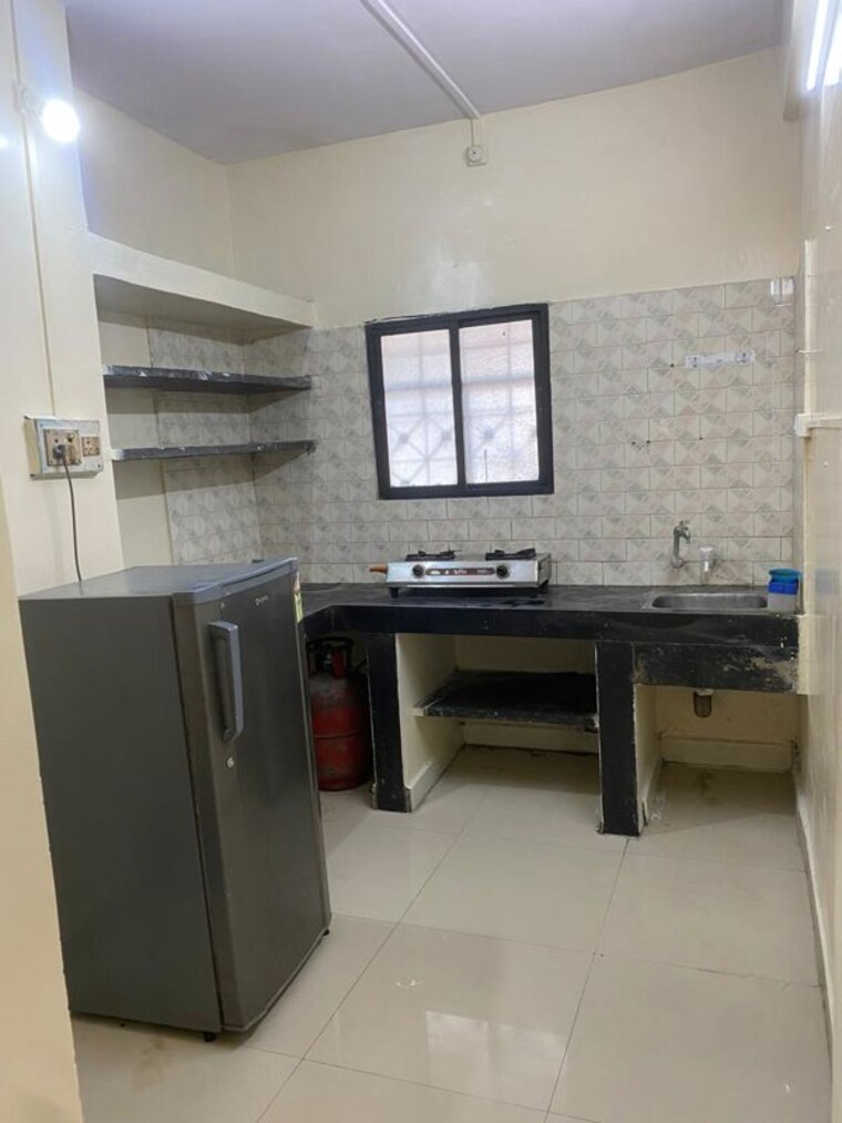 Kitchen, karve nagar 4 Bedroom 2000 Sq.Ft. Apartment In Karve Nagar Pune 10639377