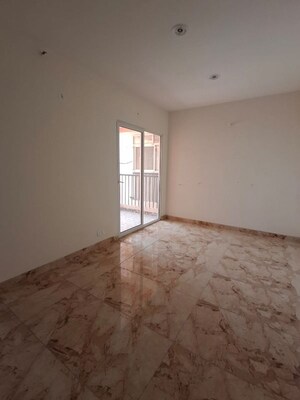 Room in 3 BHK Apartment at High End Paradise II, Raj Nagar Extension – for Sale
