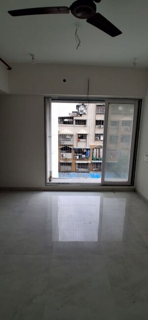 Living Room in 2 BHK Apartment at Superior Exotica, Airoli Sector 7 – for Rent