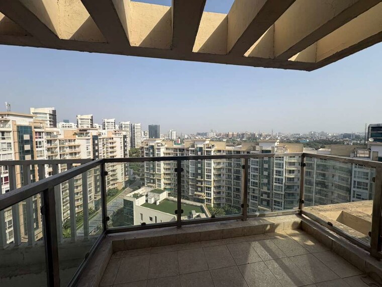 Exterior View, emaar-the-palm-drive-the-premier-terraces 5 Bedroom 3670 Sq.Ft. Penthouse In Sector 66 Gurgaon 10639402