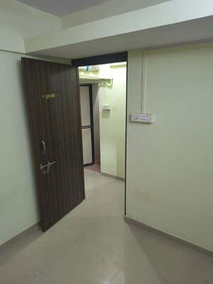 Room in 1 BHK Apartment at Sayba Opal, Kurla East – for Rent