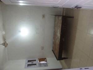 1 RK Builder Floor For Rent in Sector 26