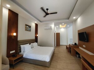 2 BHK Apartment For Rent in West View Apartment Santacruz, Santacruz West