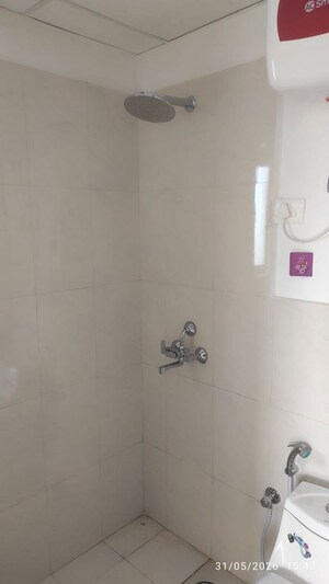 Room in 2 BHK Apartment at Pyramid Pride, Sector 76 – for Sale