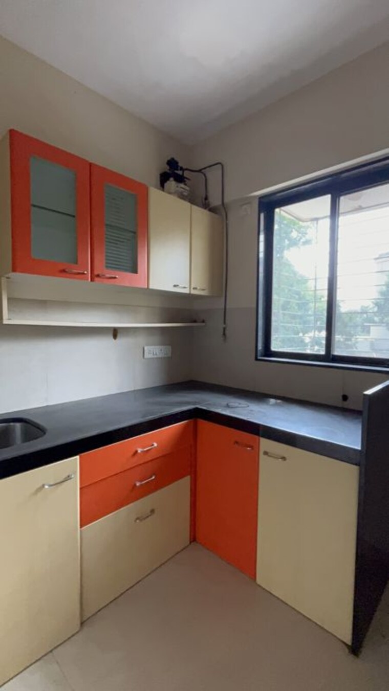 Kitchen, sindhi-society 1 Bedroom 369 Sq.Ft. Apartment In Chembur Mumbai 10639486