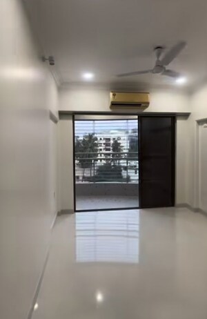 Room in 2 BHK Apartment at SB One, Chembur – for Sale
