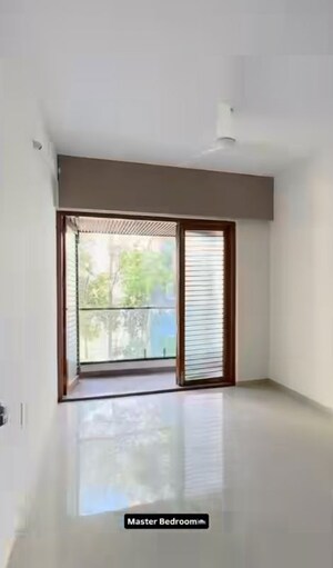 Room in 1 BHK Apartment at Bhakti Residency Chembur, Chembur – for Sale