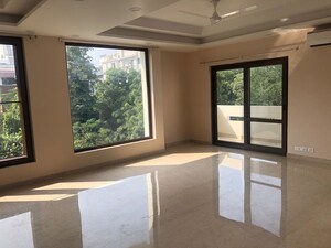 Room in 4 BHK Builder Floor at Vasant Vihar – for Sale