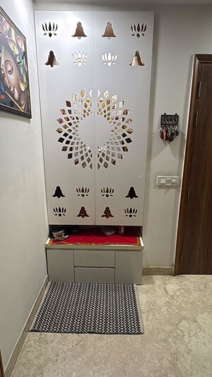 Furnished Amenities in 3 BHK Builder Floor at Vipul World Plots, Sector 48 – for Rent