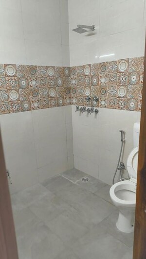 Bathroom in 2 BHK Apartment at Janakpuri – for Rent