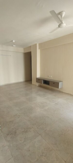 Room in 2 BHK Apartment at MRG The Meridian, Sector 89 – for Rent