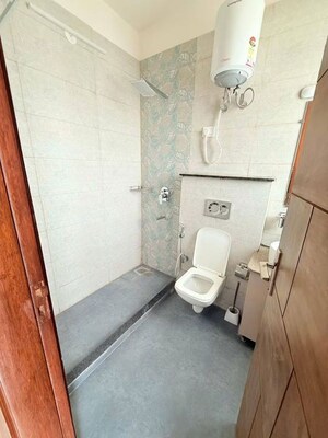 Bathroom in 1 BHK Apartment at Saket – for Rent