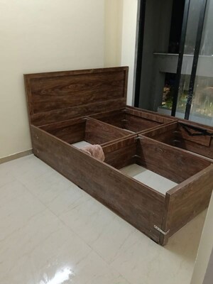 Bedroom in 1 BHK Apartment at Worli – for Rent