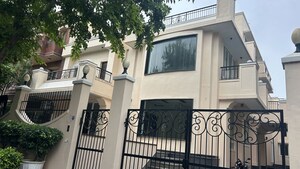 6 BHK Independent House For Sale in Sector 47