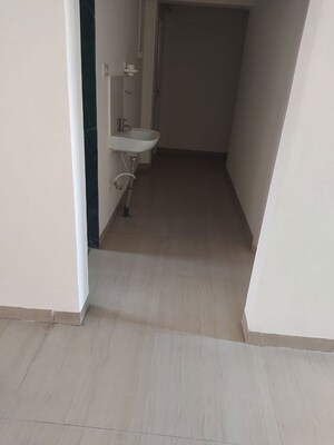 Room in 3 BHK Apartment at Blue Berry, Kharadi – for Rent