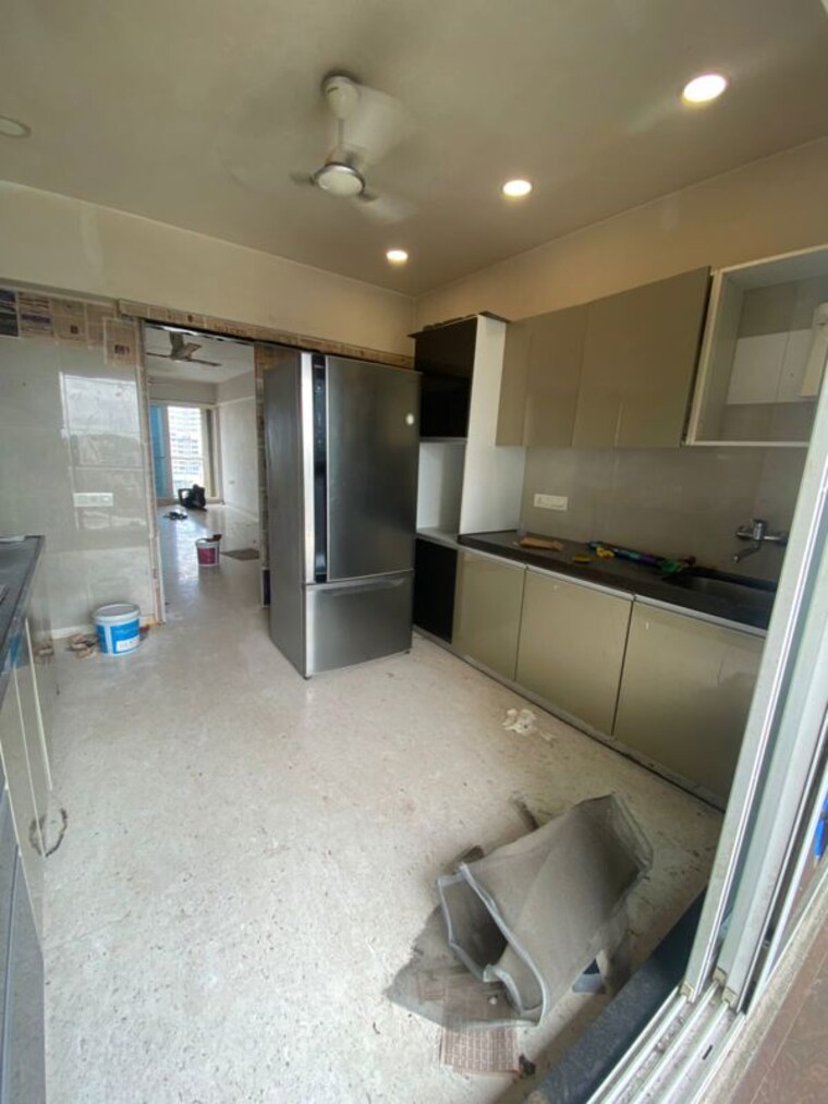 Kitchen, khar west 4 Bedroom 1800 Sq.Ft. Apartment In Khar West Mumbai 10639574