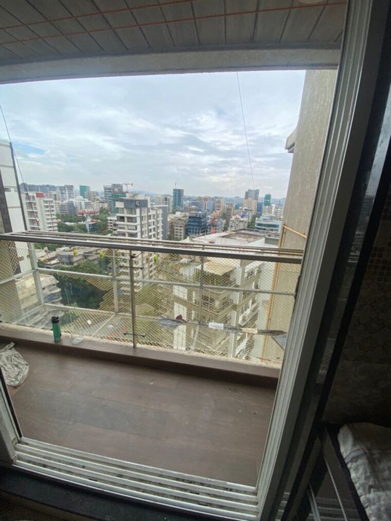 Balcony, khar west 4 Bedroom 1800 Sq.Ft. Apartment In Khar West Mumbai 10639574