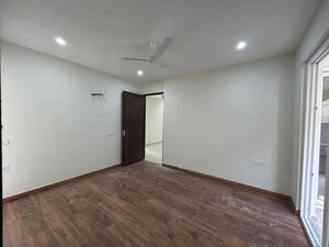 Room in 3 BHK Apartment at Malwa Escon Primera, International Airport Road – for Rent