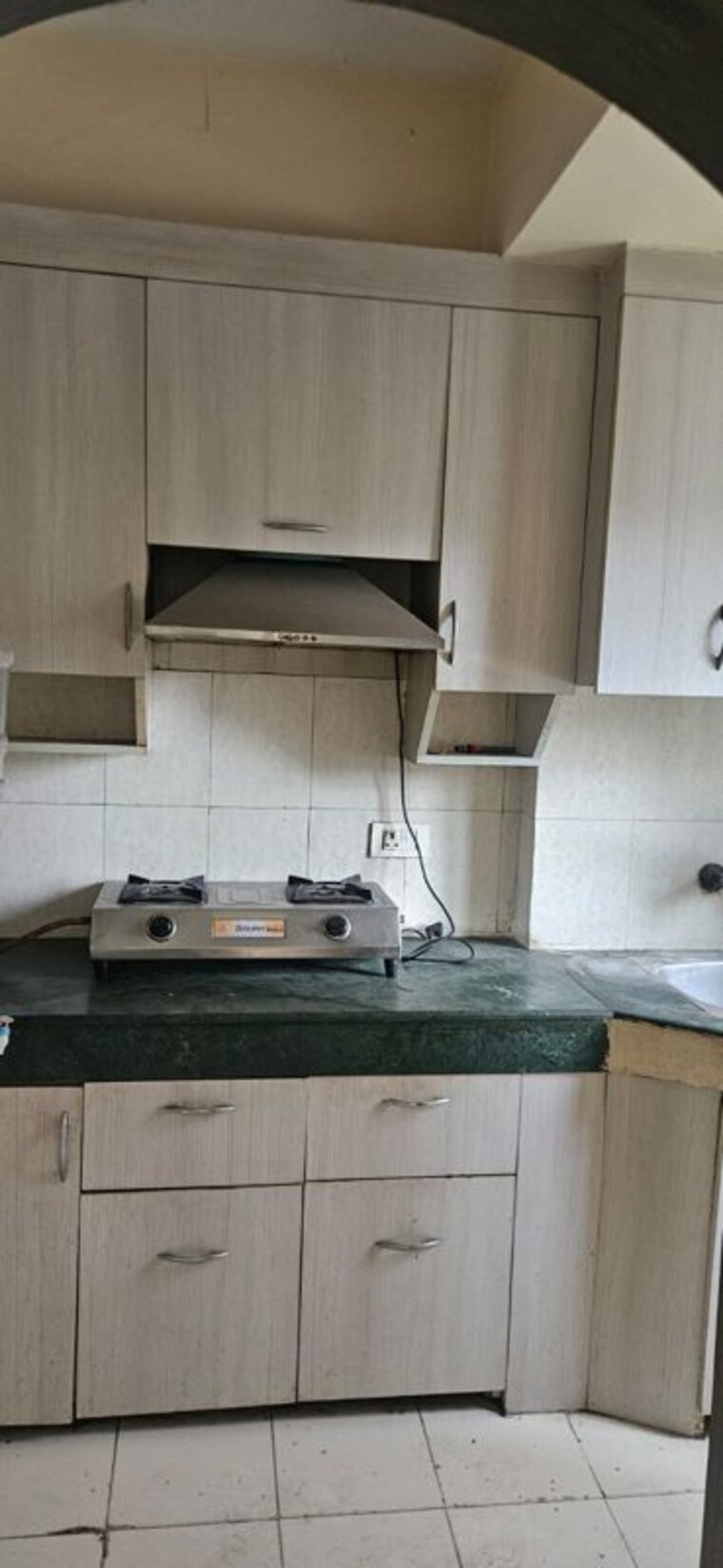 Kitchen, paras-tierea 3 Bedroom 1565 Sq.Ft. Apartment In Sector 137 Noida 10639633