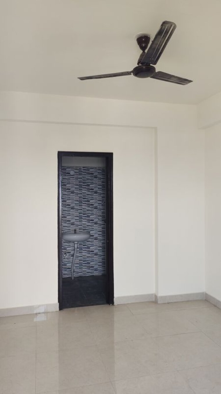 Room, signature-global-the-roselia 2 Bedroom 600 Sq.Ft. Apartment In Sector 95a Gurgaon 10639695
