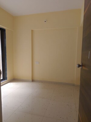 Room in 1 BHK Apartment at Morya residency Nalasopra, Nalasopara West – for Rent