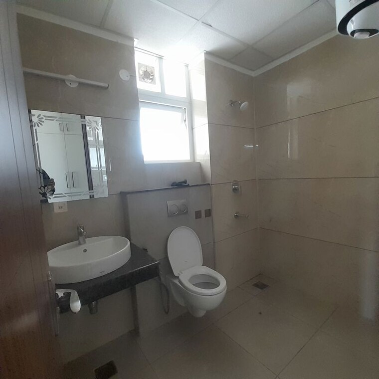 Bathroom, allwin-el-spazia 3 Bedroom 1630 Sq.Ft. Apartment In Sanauli Zirakpur 10639707