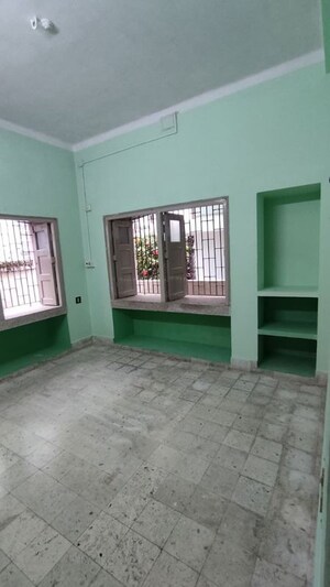 Room in 2 BHK Independent House at Sakher Bazar – for Rent